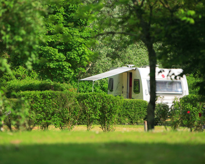 emplacements camping les pialades