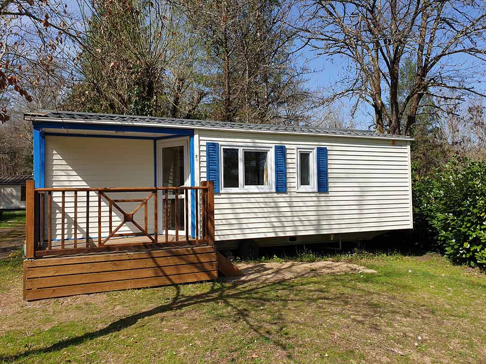 Profitez d'une location à bas prix dans notre camping pas cher en Périgord noir, Dordogne