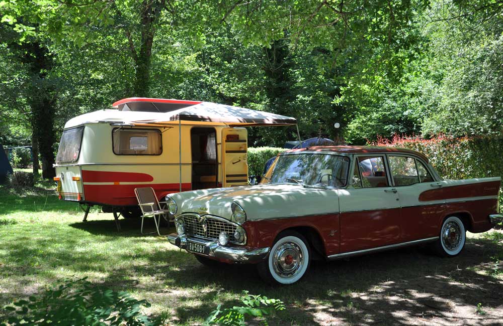 caravane camping Les Pialades